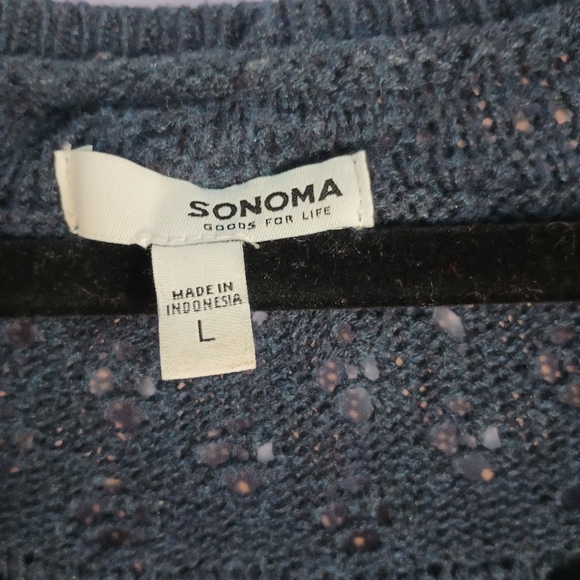 Sweater - Picture 3 of 3